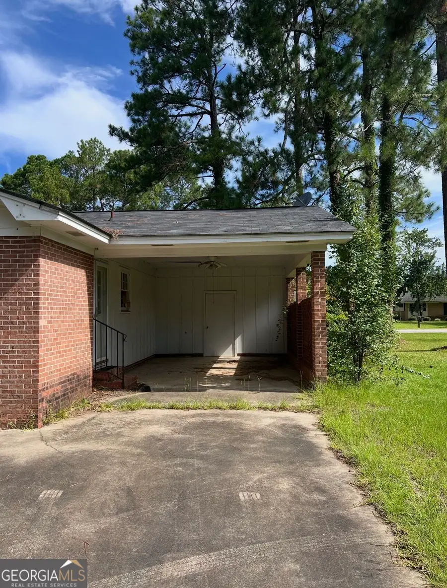 1004 E 6th Avenue, Cordele, GA 31015 - #3