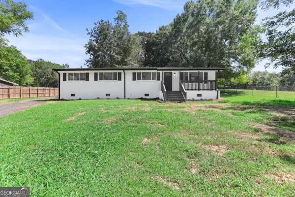 4993 Loan Oak Road, Grantville, GA 30220