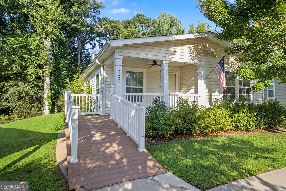 35 Redwood Circle, Newnan, GA 30263 - #1