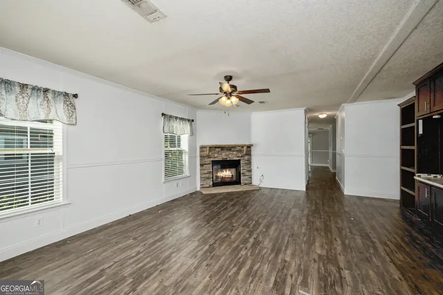 35 Redwood Circle, Newnan, GA 30263 - #3