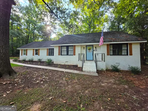 238 Needlecrest Drive, Gray, GA 31032