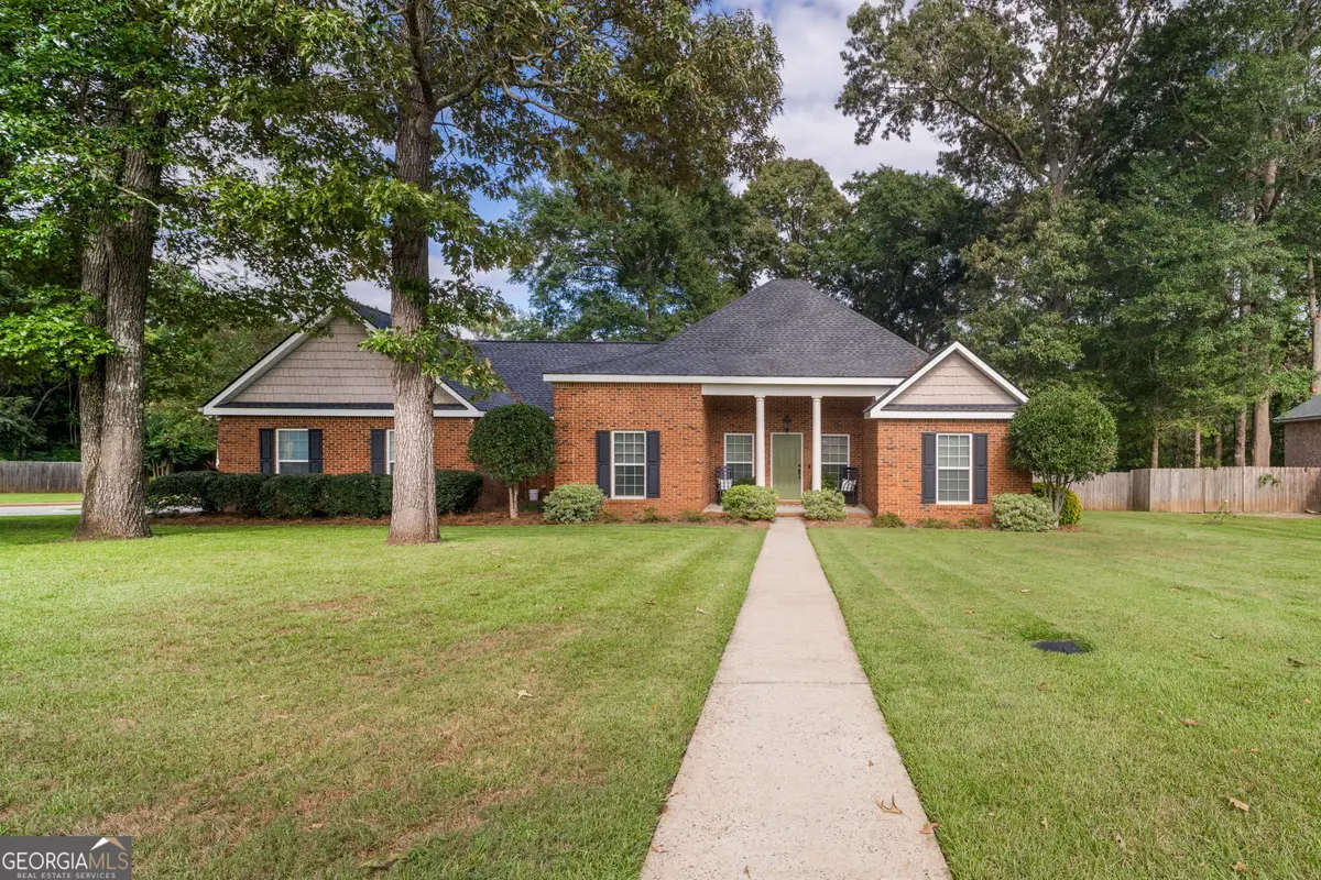 301 Hunts Landing Drive, Kathleen, GA 31047 - #1