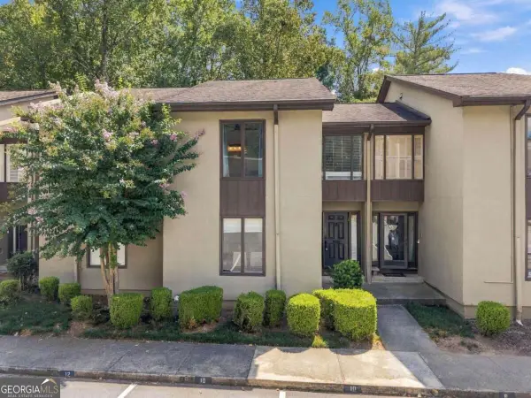 8 Ivy Ridge Ne, Atlanta, GA 30342