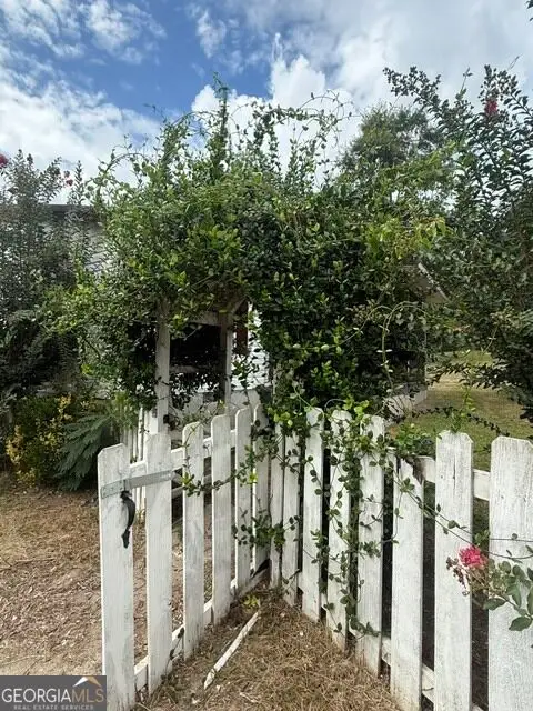 221 Lee, Milledgeville, GA 31061