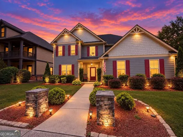 622 Mallard Cove, Loganville, GA 30052