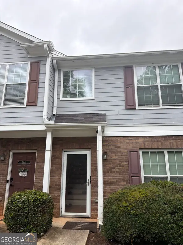 2847 Walden Lake Bend, Decatur, GA 30035