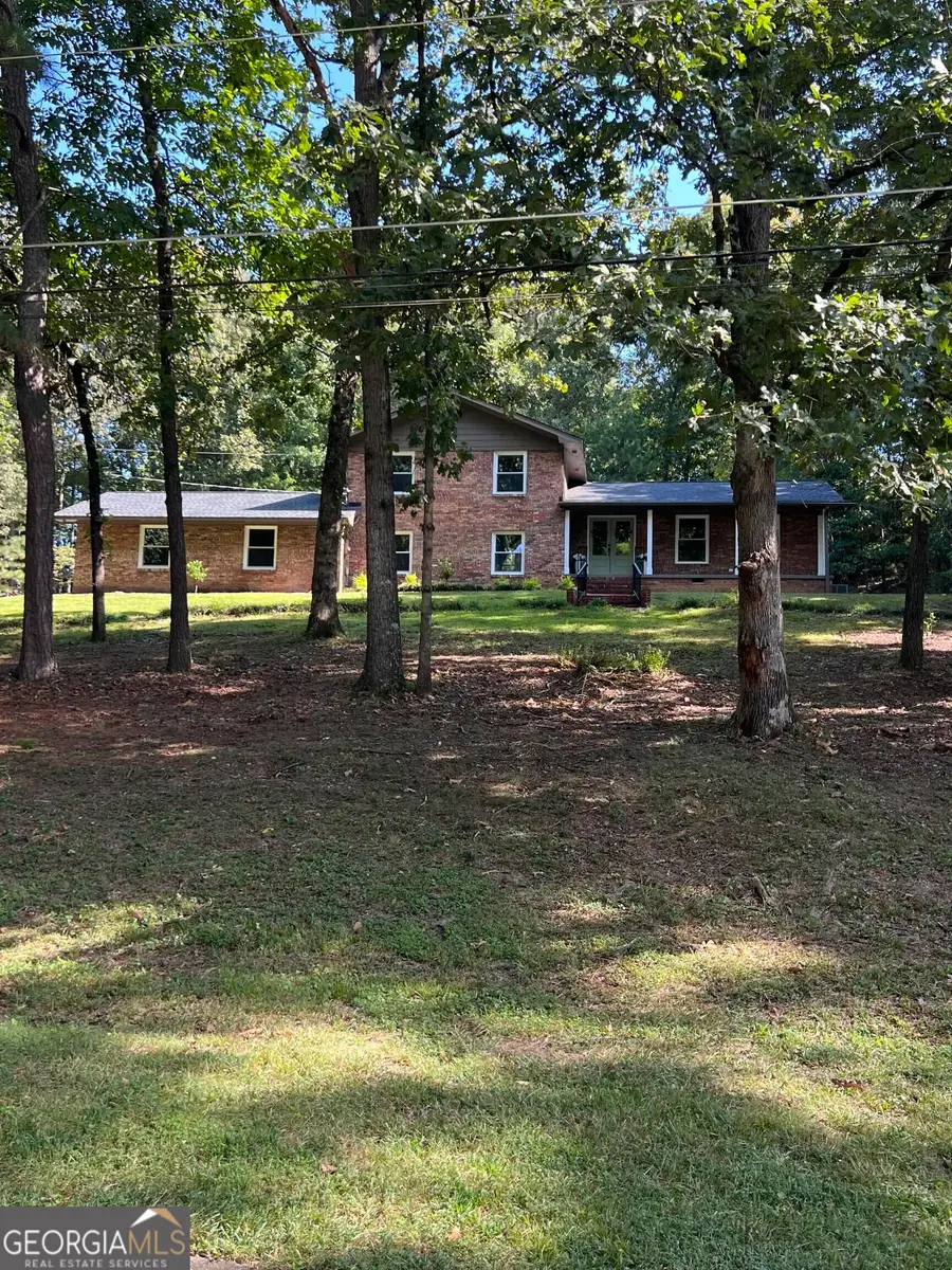 203 Woodland Drive, Calhoun, GA 30701 - #2
