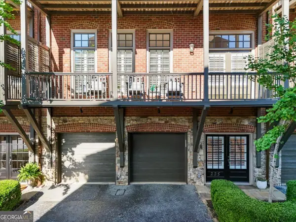225 Founders Mill Court, Roswell, GA 30075