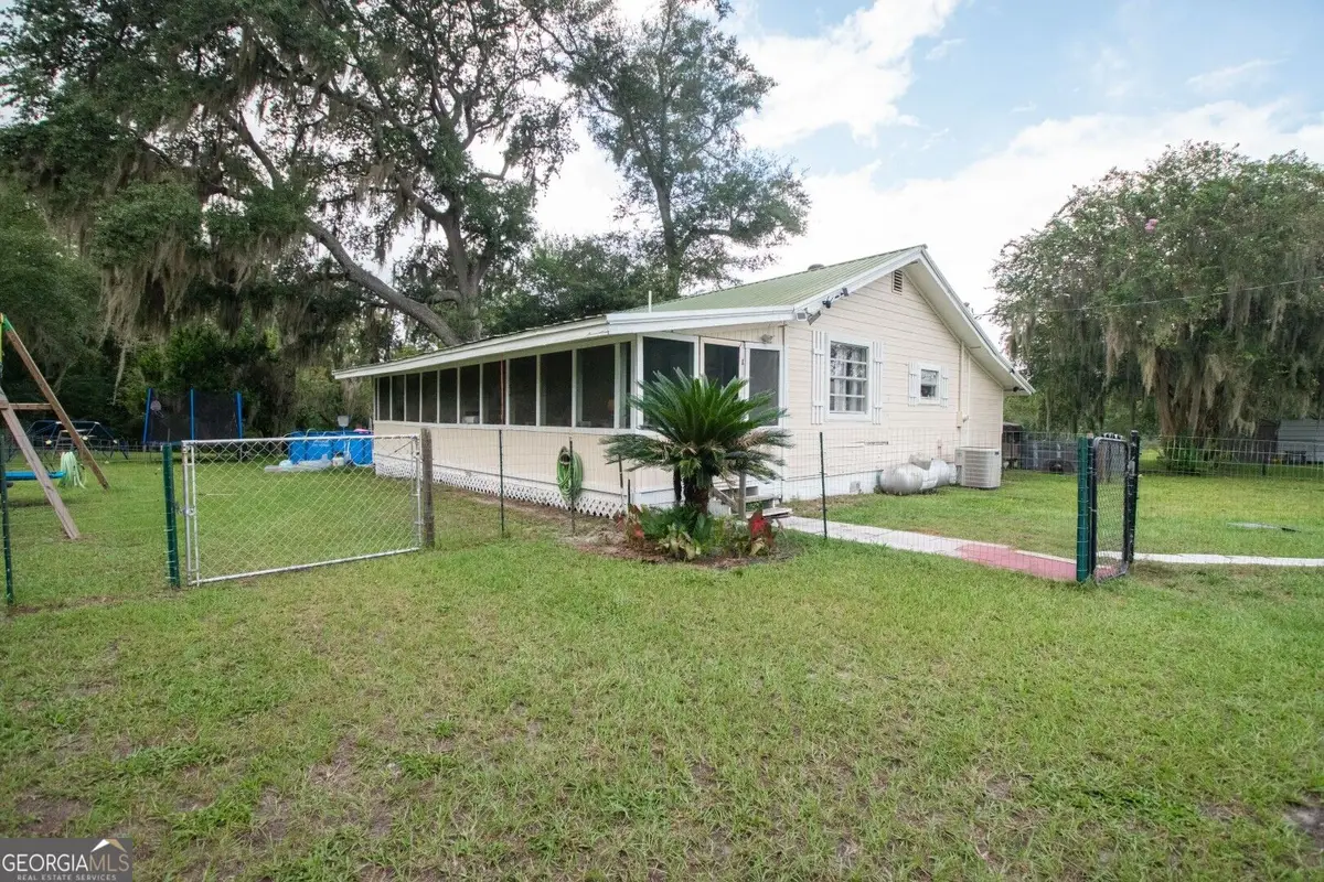 41 Sheridan Street, Saint George, GA 31562 - #1