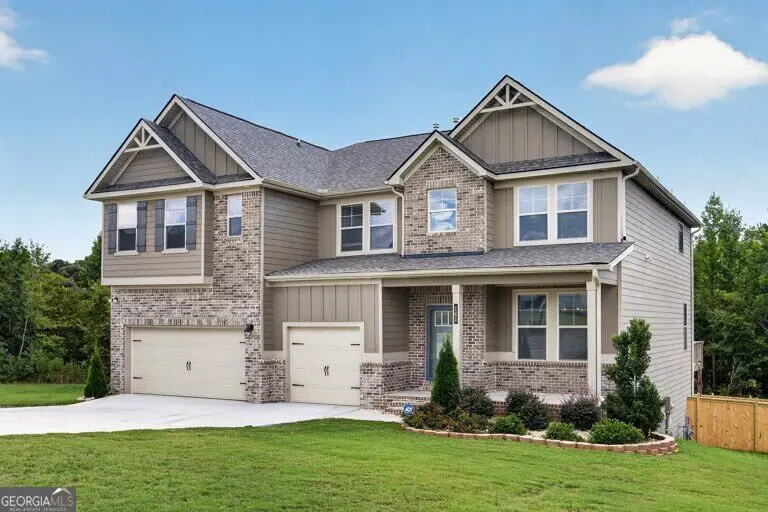 161 Donovan Avenue, Locust Grove, GA 30248 - #3