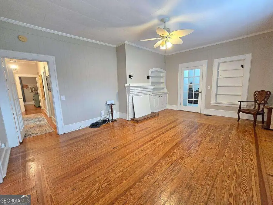 409 Joiner Avenue, Nashville, GA 31639 - #3
