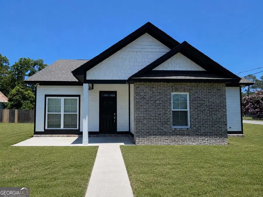 215 E Eighth Street, Adel, GA 31620 - #2