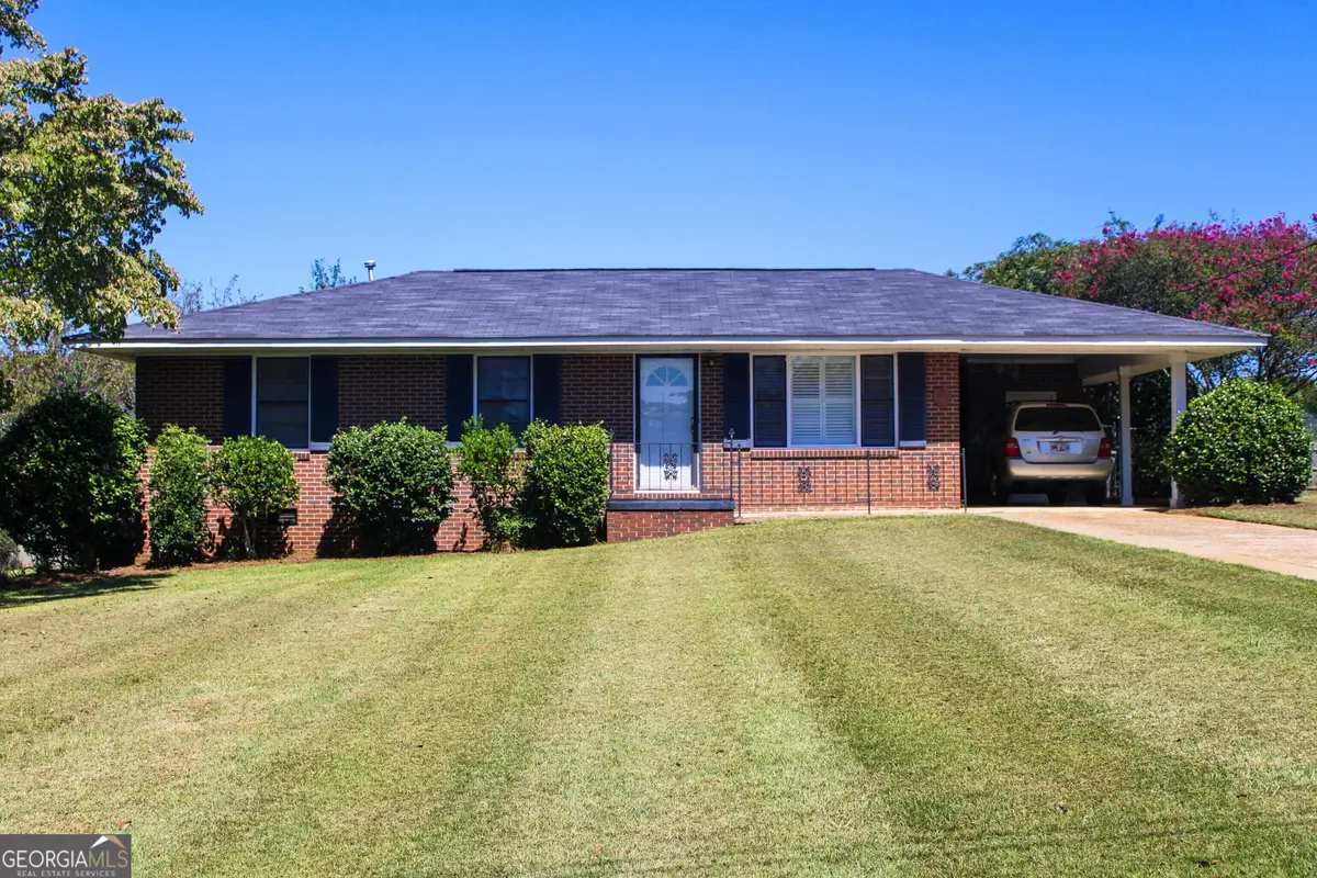 126 N Chilton Crescent, Lagrange, GA 30240 - #1