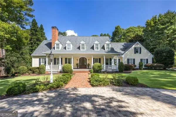 575 Old Cobblestone Drive, Atlanta, GA 30350