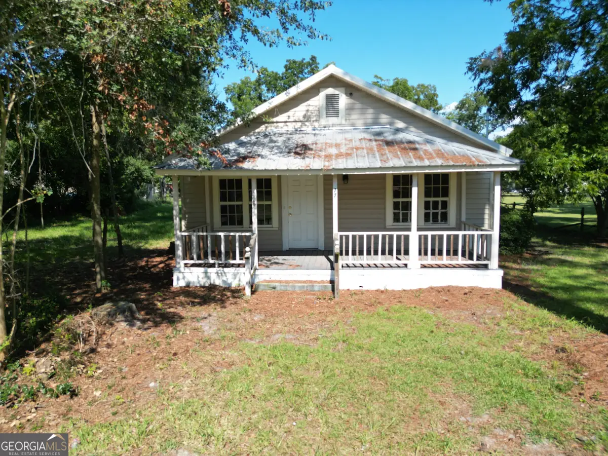 77 S Bobby Street, Lenox, GA 31637 - #1