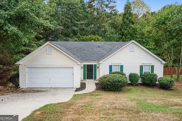 411 Crested View Drive, Loganville, GA 30052