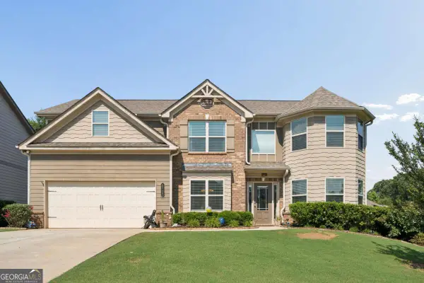 5752 Shore Isle Court, Flowery Branch, GA 30542