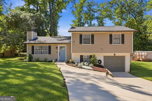 3316 Alcazar Drive Sw, Lilburn, GA 30047