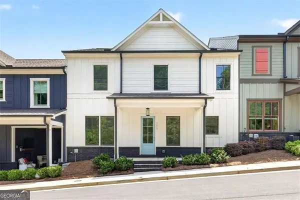 5619 Pine Street, Flowery Branch, GA 30542