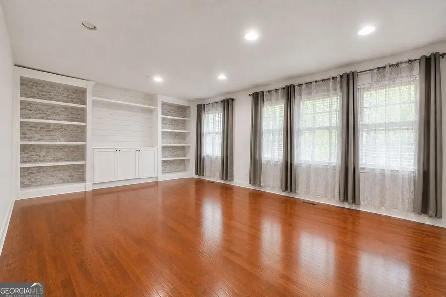 105 Pine Street, Barnesville, GA 30204 - #2