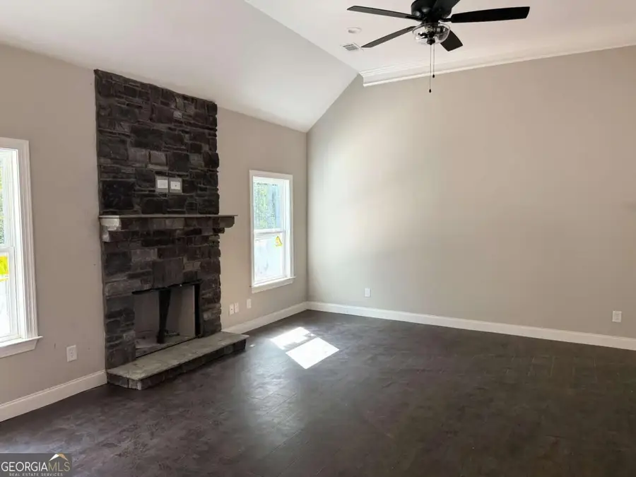 303 Spring Lake Cove, White, GA 30184 - #2