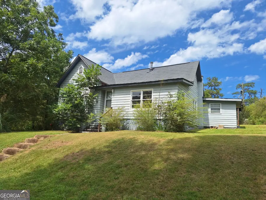 102 Glenn Street, Valley, AL 36854 - #2