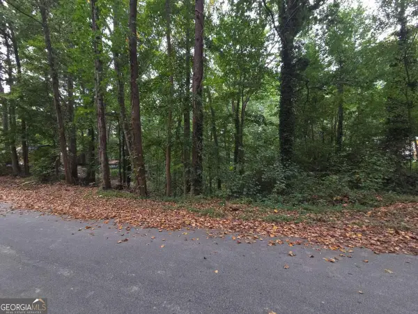 3828 Lance Drive, Flowery Branch, GA 30542