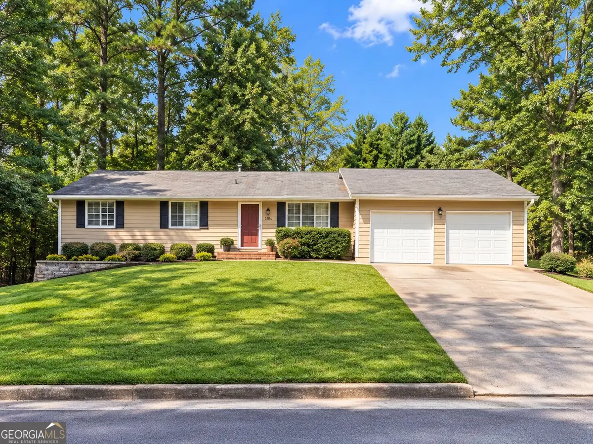 5104 Rock Glen Drive, Stone Mountain, GA 30088 - #1