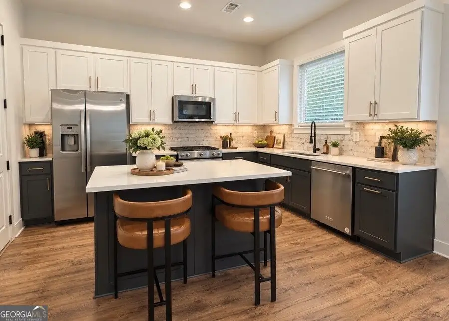 5611 Pine Street, Flowery Branch, GA 30542 - #3
