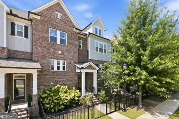 2756 Bell Drive Se, Smyrna, GA 30080