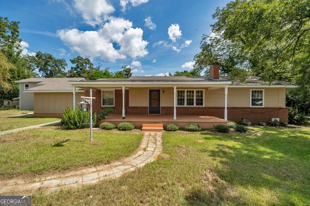 1102 N 3rd Street, Cordele, GA 31015 - #1
