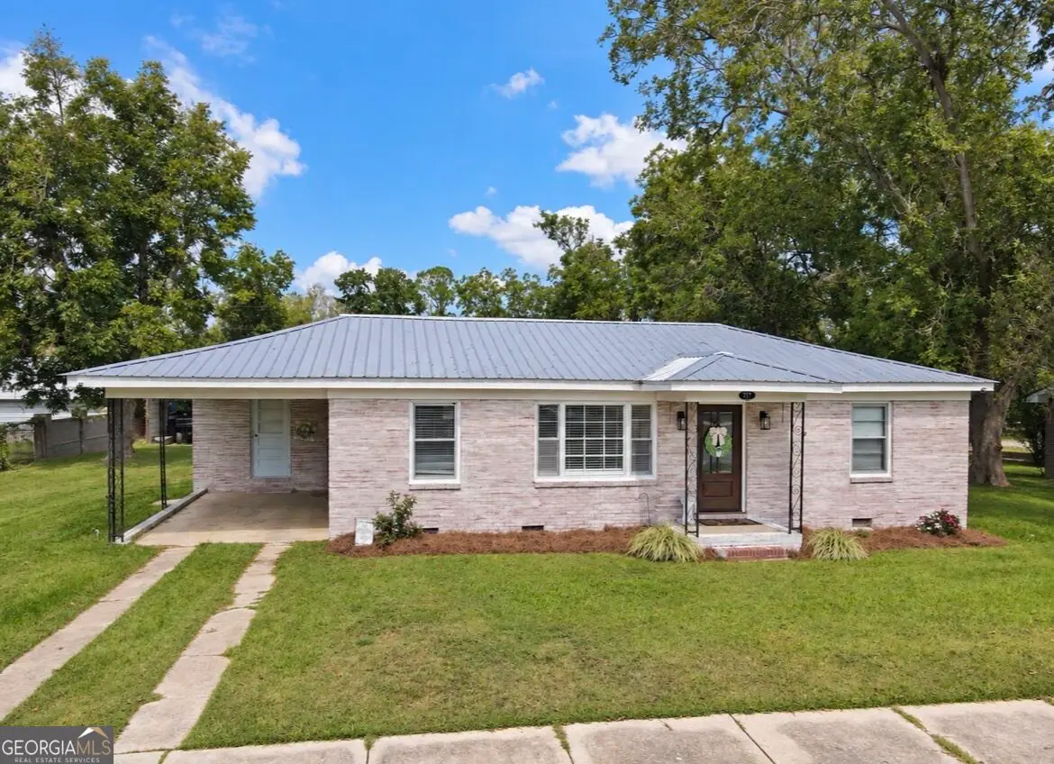 717 5th Avenue, Rochelle, GA 31079 - #1