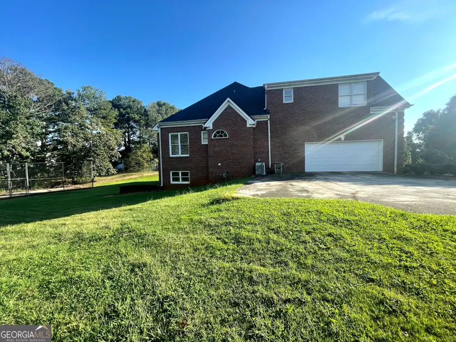 140 Lake Lucinda Drive, Covington, GA 30016 - #2