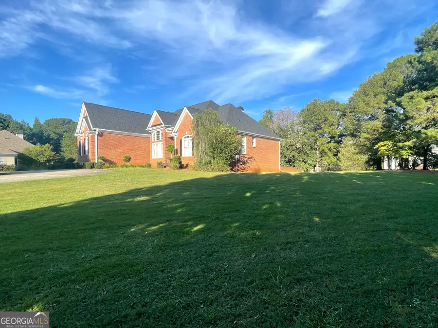 140 Lake Lucinda Drive, Covington, GA 30016 - #3