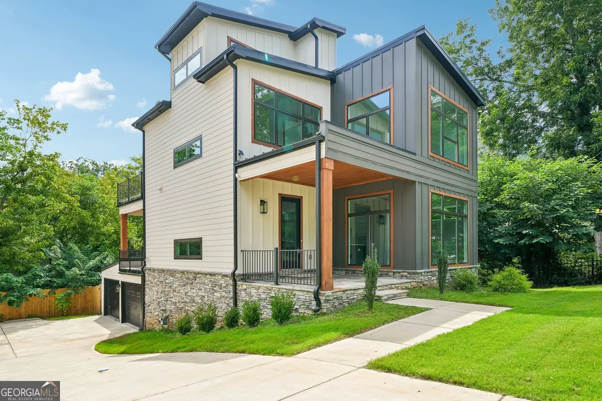 1144 Hubbard Street Sw, Atlanta, GA 30310 - #1