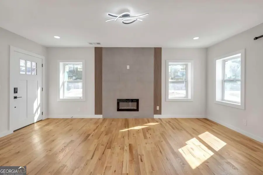 1427 Lorenzo Drive Sw, Atlanta, GA 30310 - #2