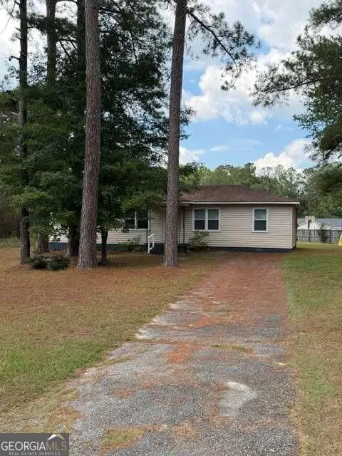 99 Hill Lane, Sandersville, GA 31082