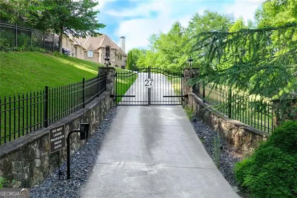 453 Londonberry Road Nw, Atlanta, GA 30327