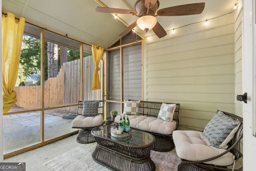 597 Saint James Walk Se, Marietta, GA 30067 - #2