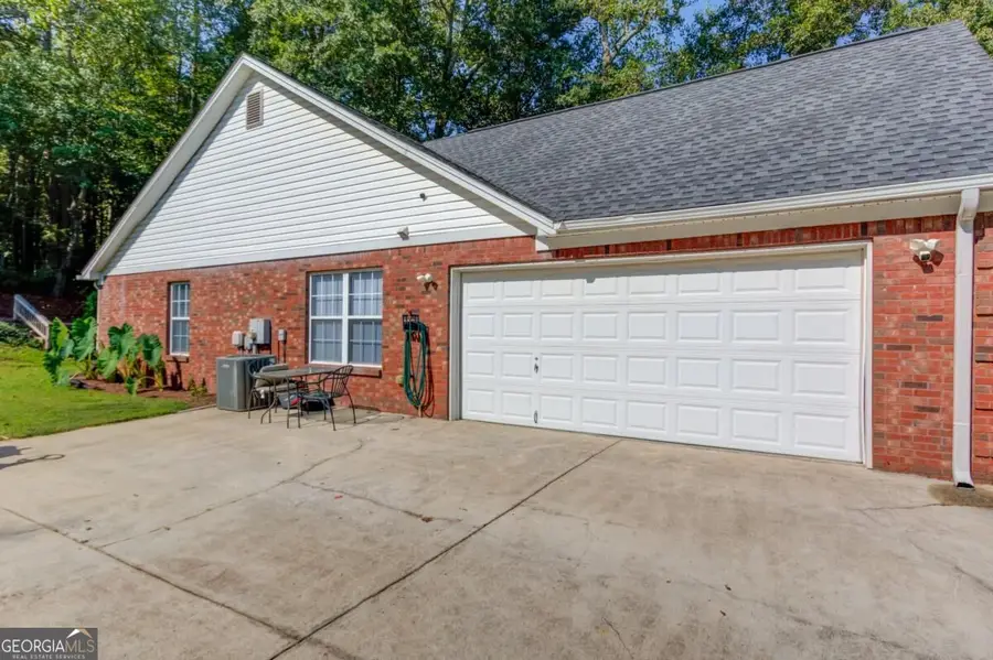 720 Overlook Drive, Winder, GA 30680 - #3
