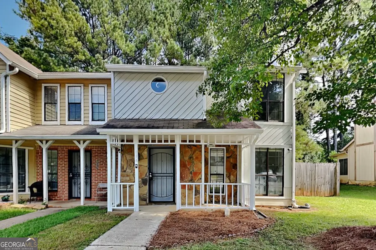 804 Heritage Oaks Drive, Stone Mountain, GA 30088 - #1