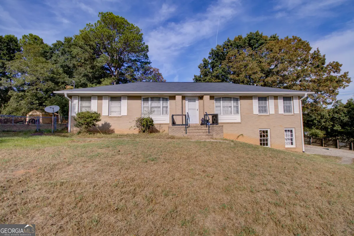 202 E Wright Street, Winder, GA 30680 - #1