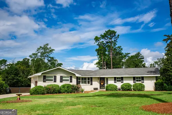 460 S College Street, Metter, GA 30439