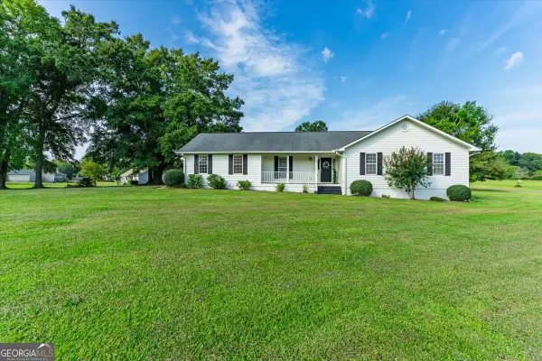 106 Stonegables Drive, Gray, GA 31032