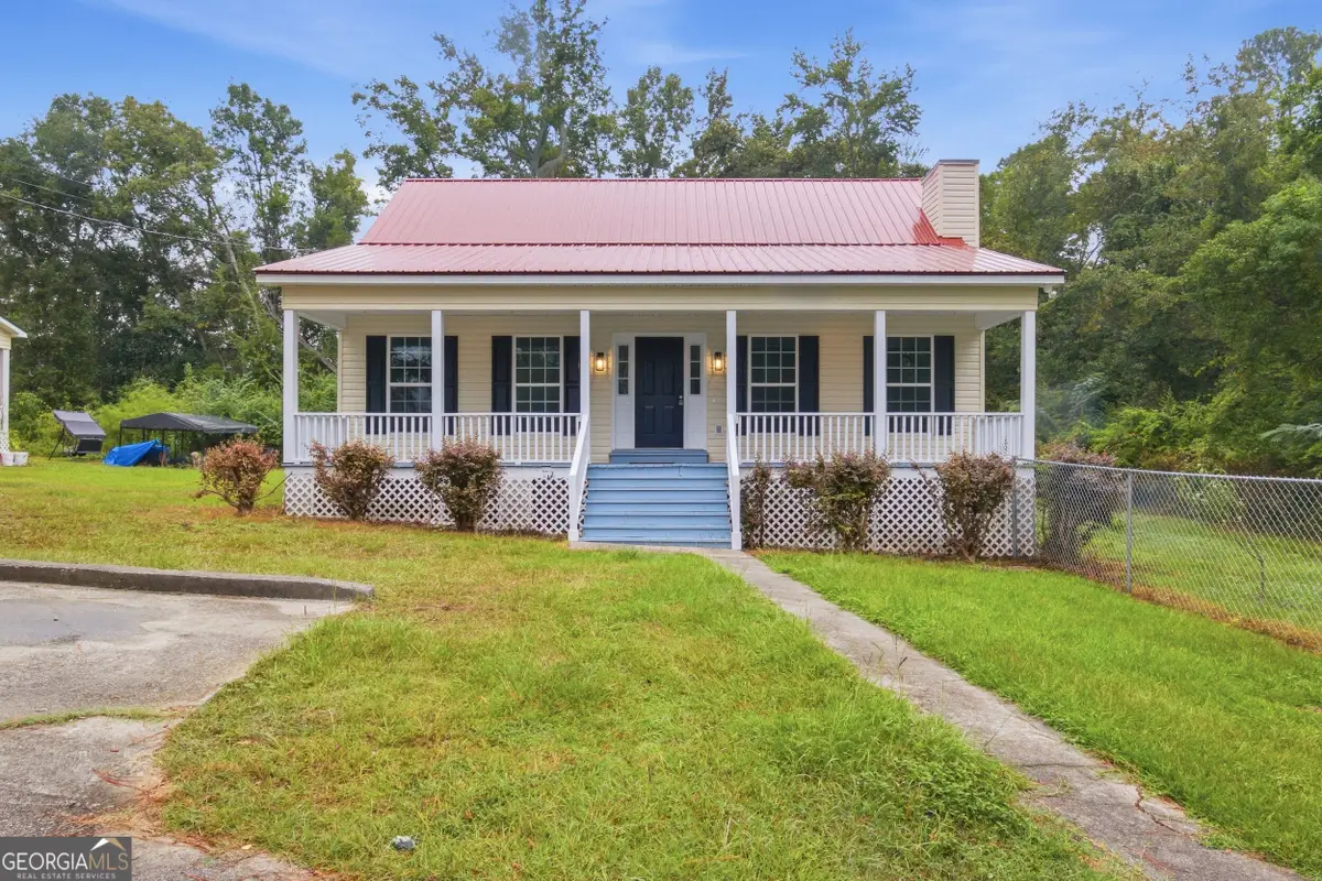 562 Maurice Drive, Swainsboro, GA 30401 - #1