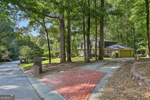 4988 Mountclaire Road, Stone Mountain, GA 30087
