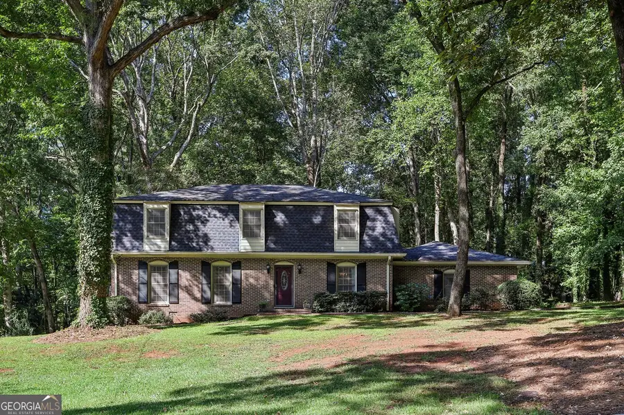 4988 Mountclaire Road, Stone Mountain, GA 30087 - #3