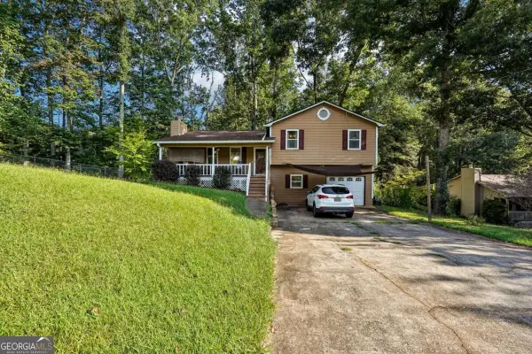 57 Brooks Street, Dallas, GA 30157