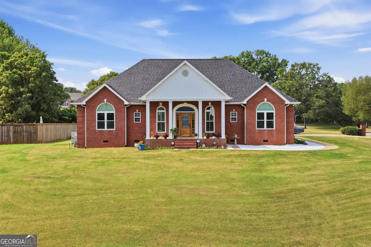 8400 Heron Circle, Ooltewah, TN 37363 - #1