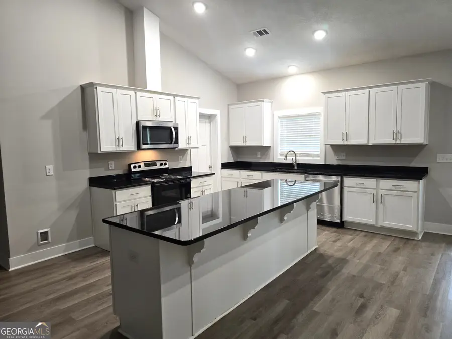 169 E Sheppard Street, Stapleton, GA 30823 - #2